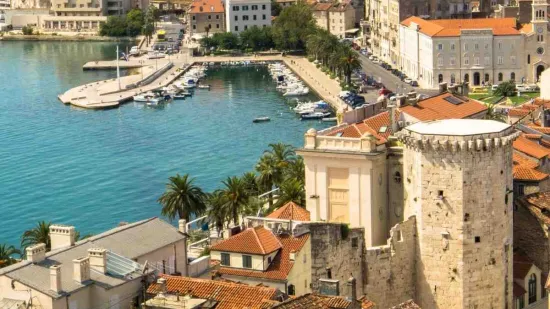 Eine Woche Yachtcharter ab Split oder Trogir