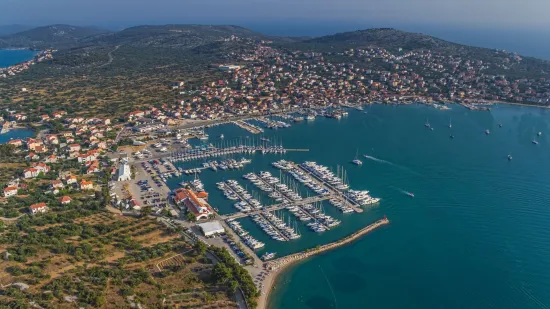 Yachtcharter ab Murter, Kroatien